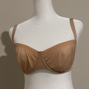 SKIMS Tan Underwire Bra
